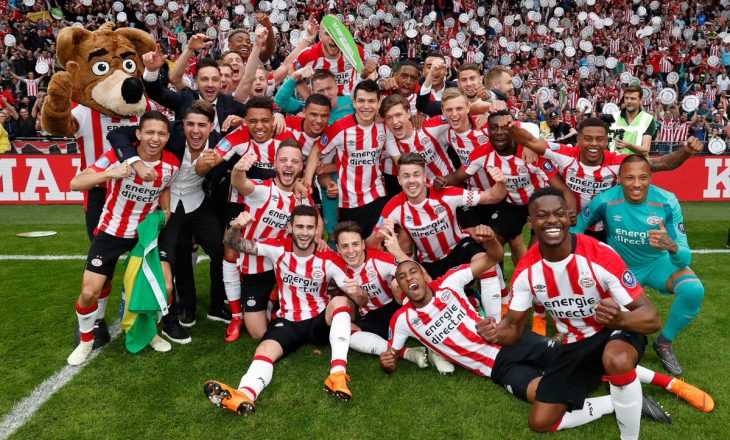 PSV fiton titullin kundër Ajax
