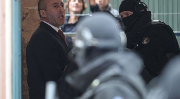 Serbia kërcënon se Haradinaj do të arrestohet nëse vjen në Preshevë