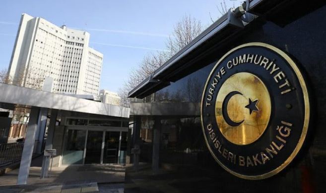 Edhe Turqia mbështet sulmin ushtarak në Siri