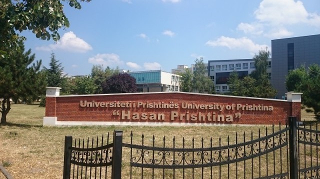 “Universitet publike në Kosovë të ndikuara nga politika’