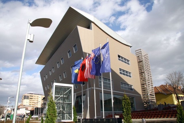 Me 3 muaj vonesë Akademia e Shkencave mban simpoziumin për Pavarësinë e Kosovës