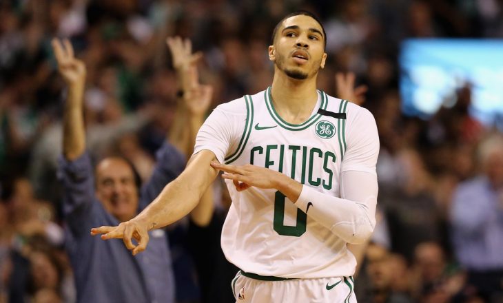 Celtics fantastik ndaj Cavaliers (VIDEO)