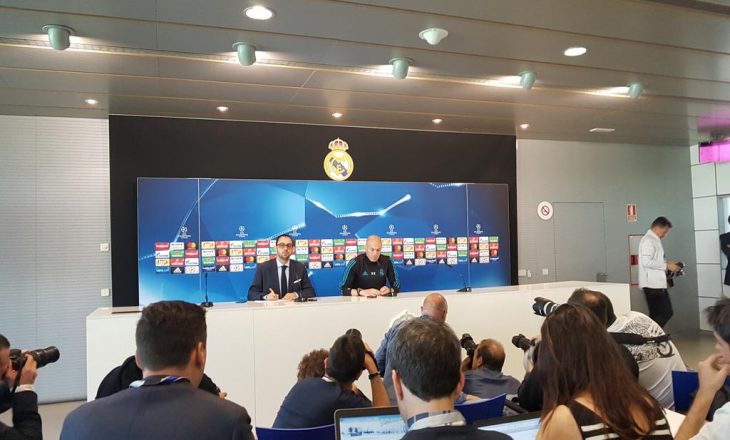 Zidane i përgjigjet Firminos dhe flet për atmosferën në zhveshtore