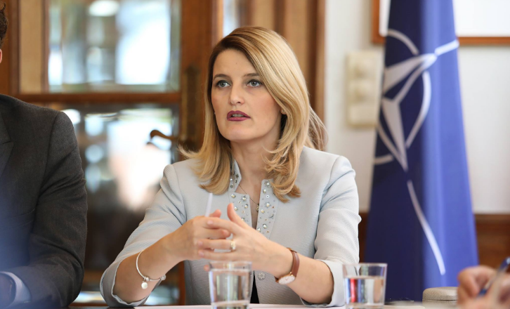 “Serbia s’mund të hyjë në BE, pa e njohur Kosovën”