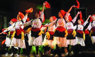 Ansambli “Shota” mbetet peng i pazareve për drejtor