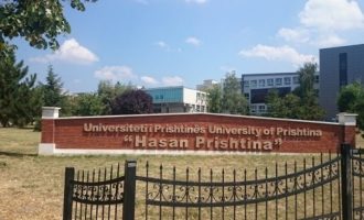 “Dy duar janë për një krye” – përplasja mes profesorëve në Fakultetin e Bujqësisë