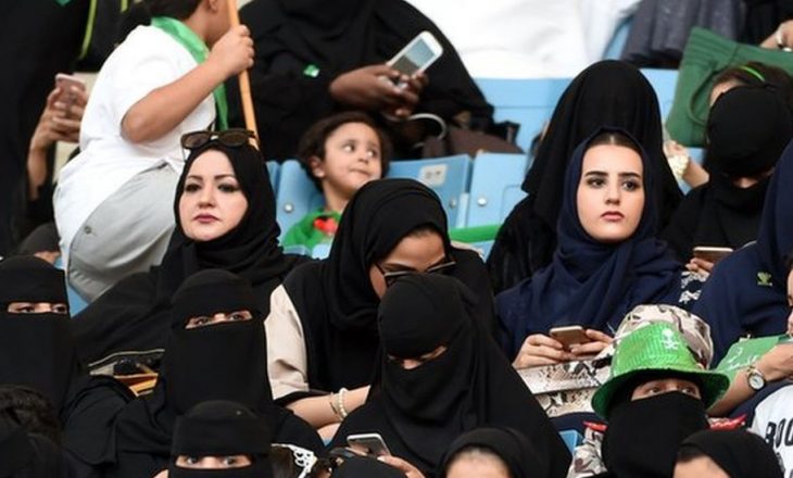 Arabia Saudite miraton ligjin që penalizon ngacmimet seksuale