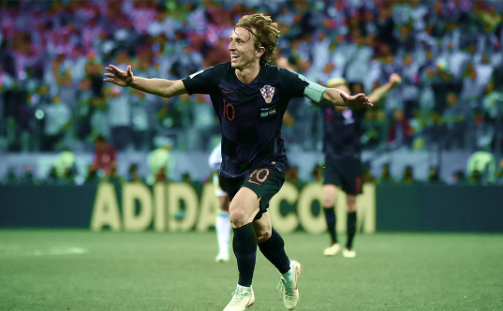 Kroacia shënon fitore – turpëron Argjentinën (VIDEO)