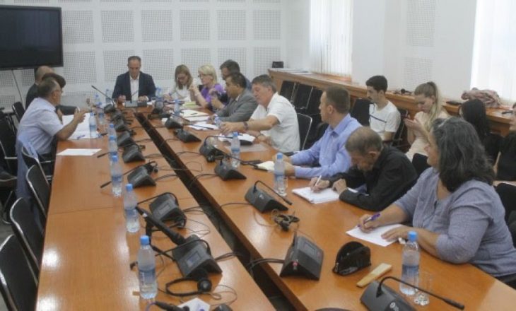 50 kanale televizive operojnë ilegalisht në Kosovë