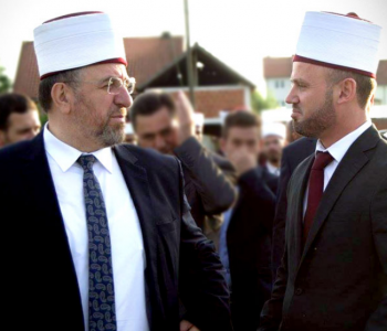 Qarkullimi i dyshimtë i 220 mijë eurove në xhirollogarinë e Kryeimamit të Kaçanikut