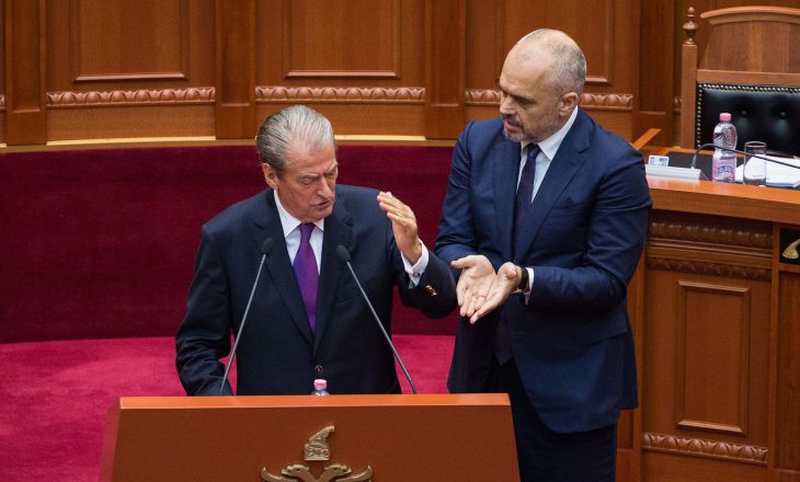 “Greqia po zgjerohet në kurriz të trojeve të Shqipërisë”