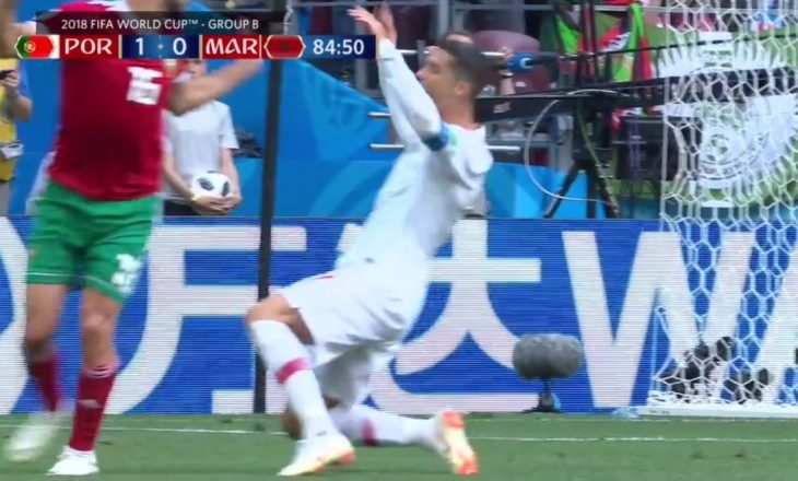 Tifozët “masakrojnë” Ronaldon për këtë veprim në ndeshjen ndaj Marokut