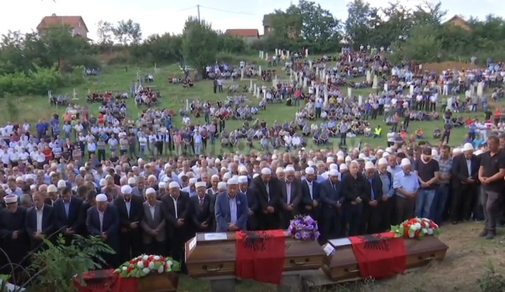 Varrosen pesë anëtarët e familjes Sadikaj