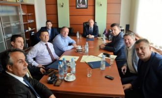 Deputeti i dënuar për mashtrim i bashkohet Nismës Socialdemokrate