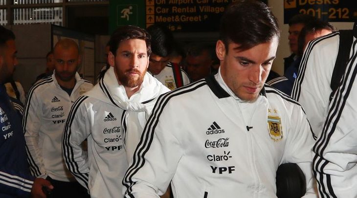 Futbollistët e Argjentinës i “frikohen” kthimit në vendlindje