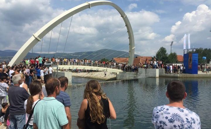 Lëndohen tre zhytës në Mitrovicë