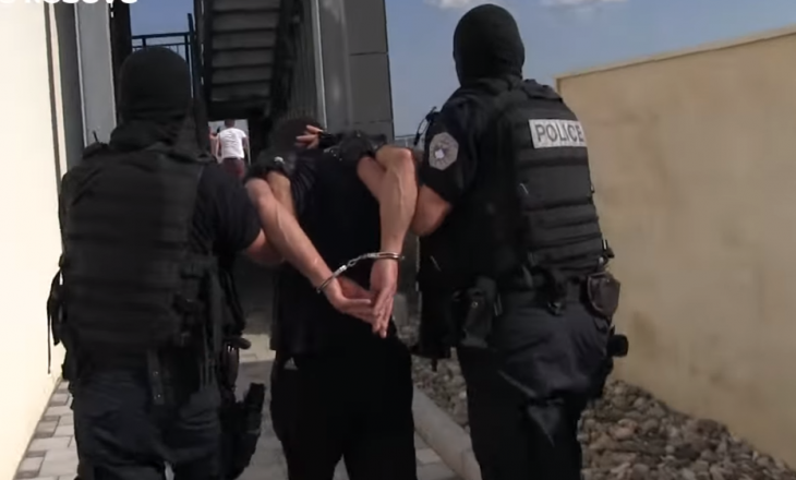 Mali i Zi pret ekstradimin e 4 të arrestuarve në Kosovë