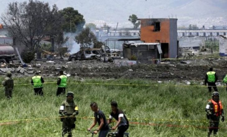 Shpërthen depoja e fishekzjarrëve në Meksikë