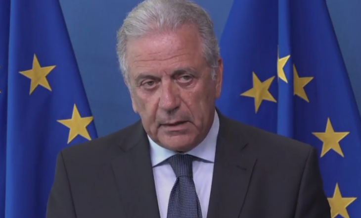 Komisionari i BE-së tregon kur do të lëvizim pa viza: Jemi afër, por nuk është e sigurt