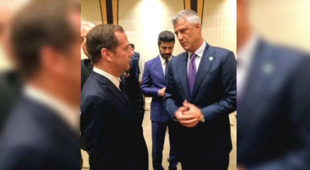 Thaçi takon Kryeministrin e Rusisë Dimitry Medvedev, tregon për çka biseduan
