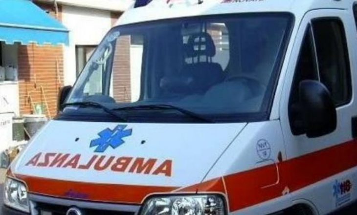 Godet rrufeja dhe plagosen tre persona në Shkodër