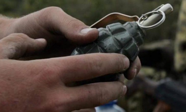 Në fshatin Dumnicë e Ulët të Podujevës qytetari gjen granatën e pashpërthyer