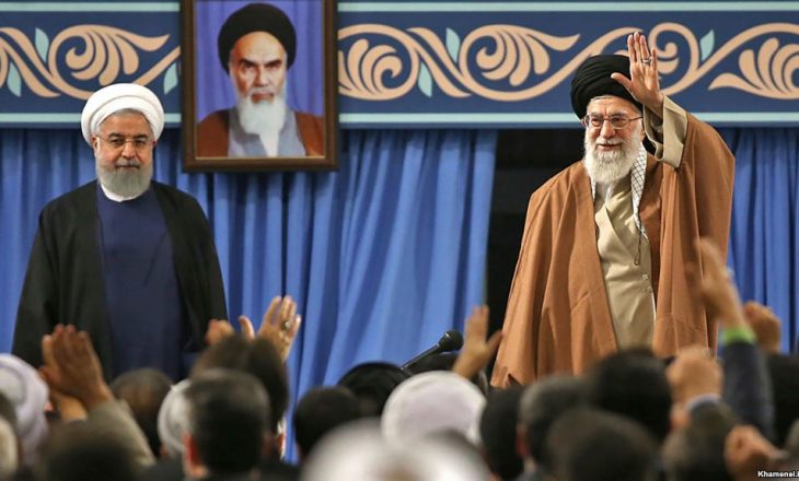 Khamenei bën thirrje për mbështetje të Rohanit pas sanksioneve të SHBA-së