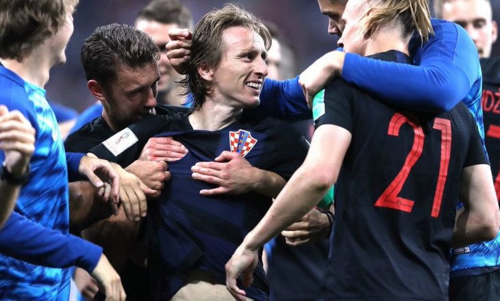Modric shpëtoi për pak, shpërblehet nga FIFA