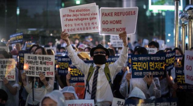 Mbërrijnë 550 azilkërkues, ngrihen 500,000 protestues