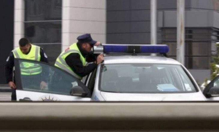 Ministri Gashi kërkon nga Policia t’i rrisë gjobat në trafik