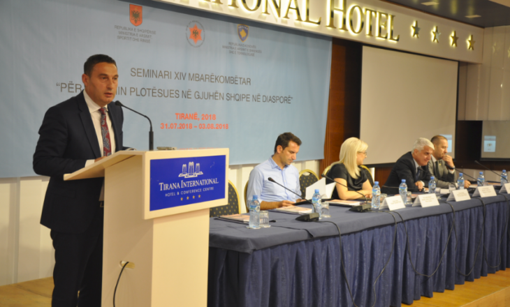 Bytyqi hapi punimet e Seminarit mbarëkombëtar për mësimin plotësues në gjuhën shqipe në diasporë