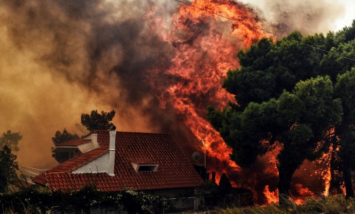 Zjarri në Athinë – 13 shqiptarë të lënduar, dyshohet se një ka vdekur