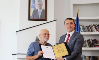 Ndahen çmimet në fushën e arteve pamore “Muslim Mulliqi”