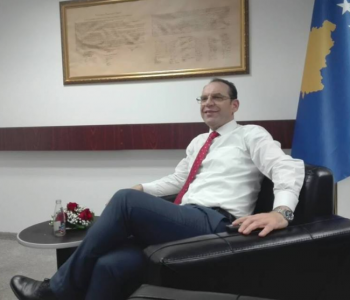 Kontrabanduesi i barnave shtatë muaj pasi e lau dënimin emërohet zv/ministër i Shëndetësisë