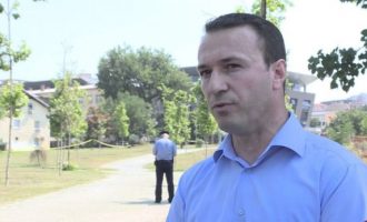 Prokurori Blakaj frikësohej se jetonte afër një xhamie