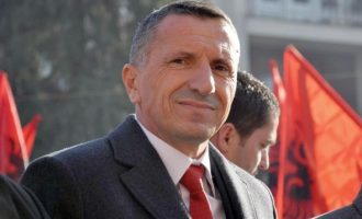 Kamberi në Ditën e Pavarësisë: Që 13 vjet Serbia mban veten peng