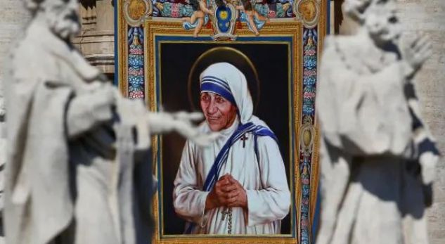 Shën Tereza në mesin e 20 grave më të rëndësishme të historisë botërore