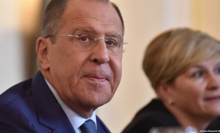 Lavrov bën thirrje për zbatim të marrëveshjeve Kosovë – Serbi