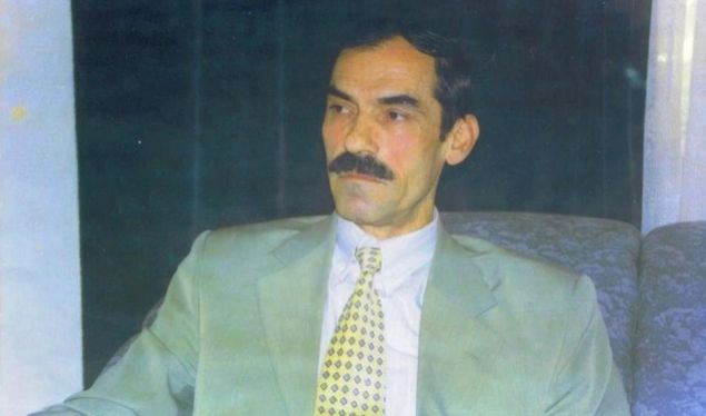 Deputeti i LDK-së: Njerëzit me kravata e dinë kush e vrau Ahmet Krasniqin, por po heshtin