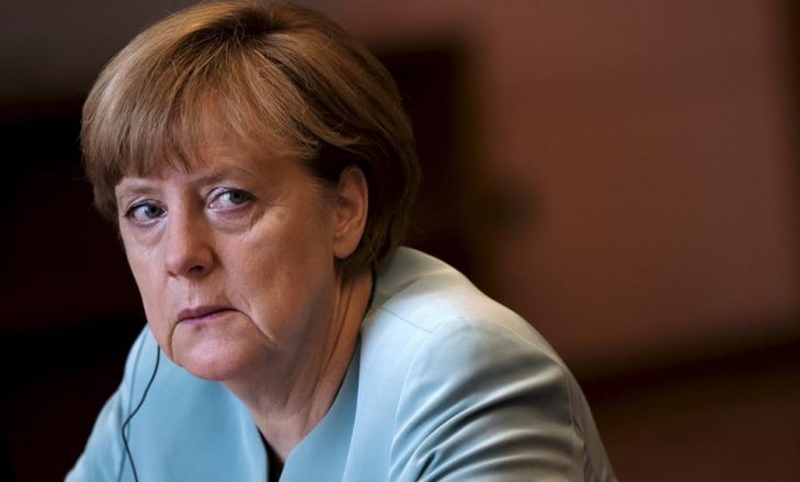 Merkel shkarkon Shefin e Intelegjencës