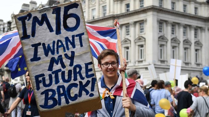 Gjashtë muaj nga Brexiti: Datat kyçe