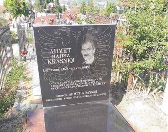 Eshtrat e babait të Leonora Jakupit dhe Ahmet Krasniqit kthehen në Kosovë