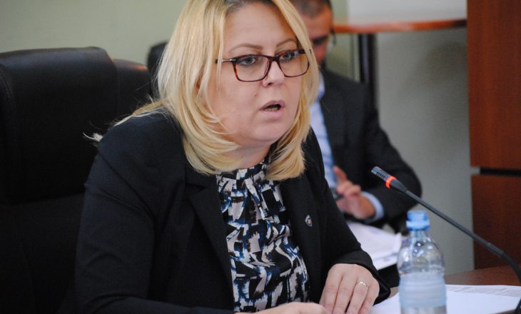 Deputetja e LDK-së: Kryeministri i nënshtruar nga Lista Serbe të shkojë në shtëpi