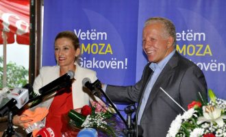 Hetohet Kusari-Lila, servisoi veturën e firmës së Pacollit me para të komunës