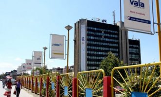 Dalin pagat për punëtorët e Telekomit