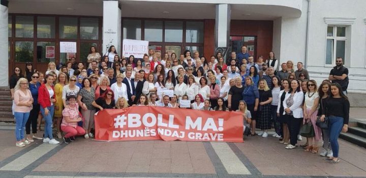 Protestë në Gjilan kundër dhunës ndaj grave