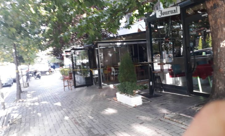 Digjet një lokal në qendër të Prishtinës