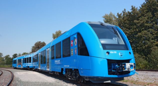 Treni i parë me hidrogjen niset nga Gjermania