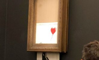 Piktura e Banksy “vetëshkatërrohet” disa minuta pasi shitet për 1 milion funta