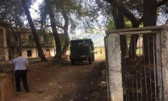 Në Tepelenë ngrihet memoriali për ish-kampin e përqëndrimit të viktimave që ua mohuan edhe gurin e varrit.